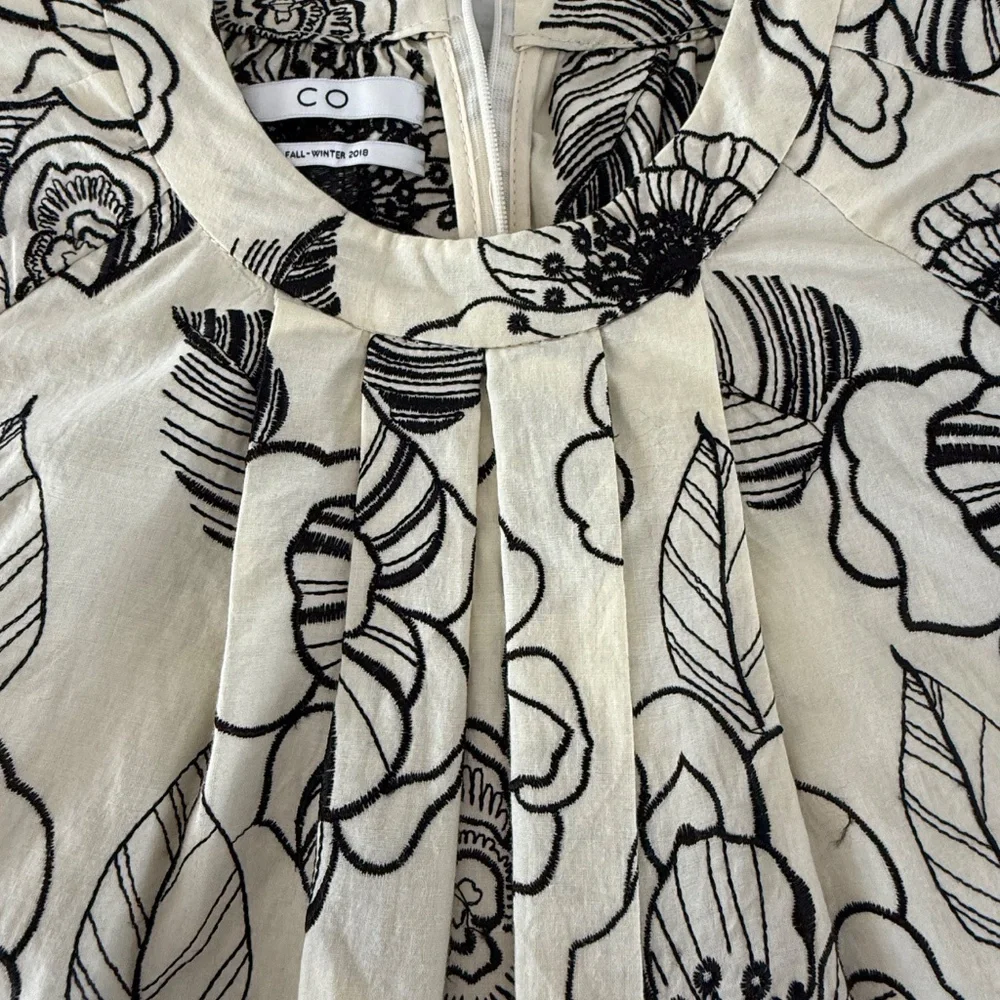 CO Embroidered Floral Puff Sleeve Top - FW18 - Size S - Picture 2 of 4